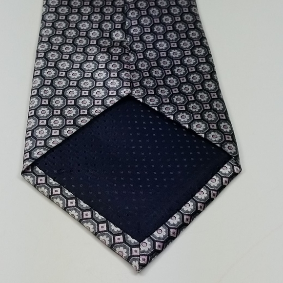 Pierre Cardin Beautiful Classic 100% Silk Tie - Picture 4 of 7